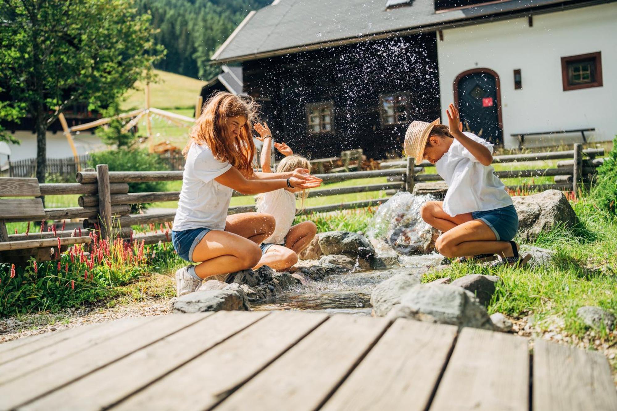 Slow Travel Resort Kirchleitn 巴德小基希海姆 外观 照片